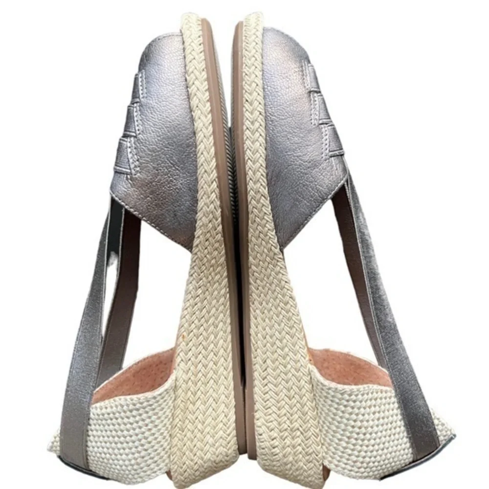 Gentle Souls Luci Wedge Sandal size 8